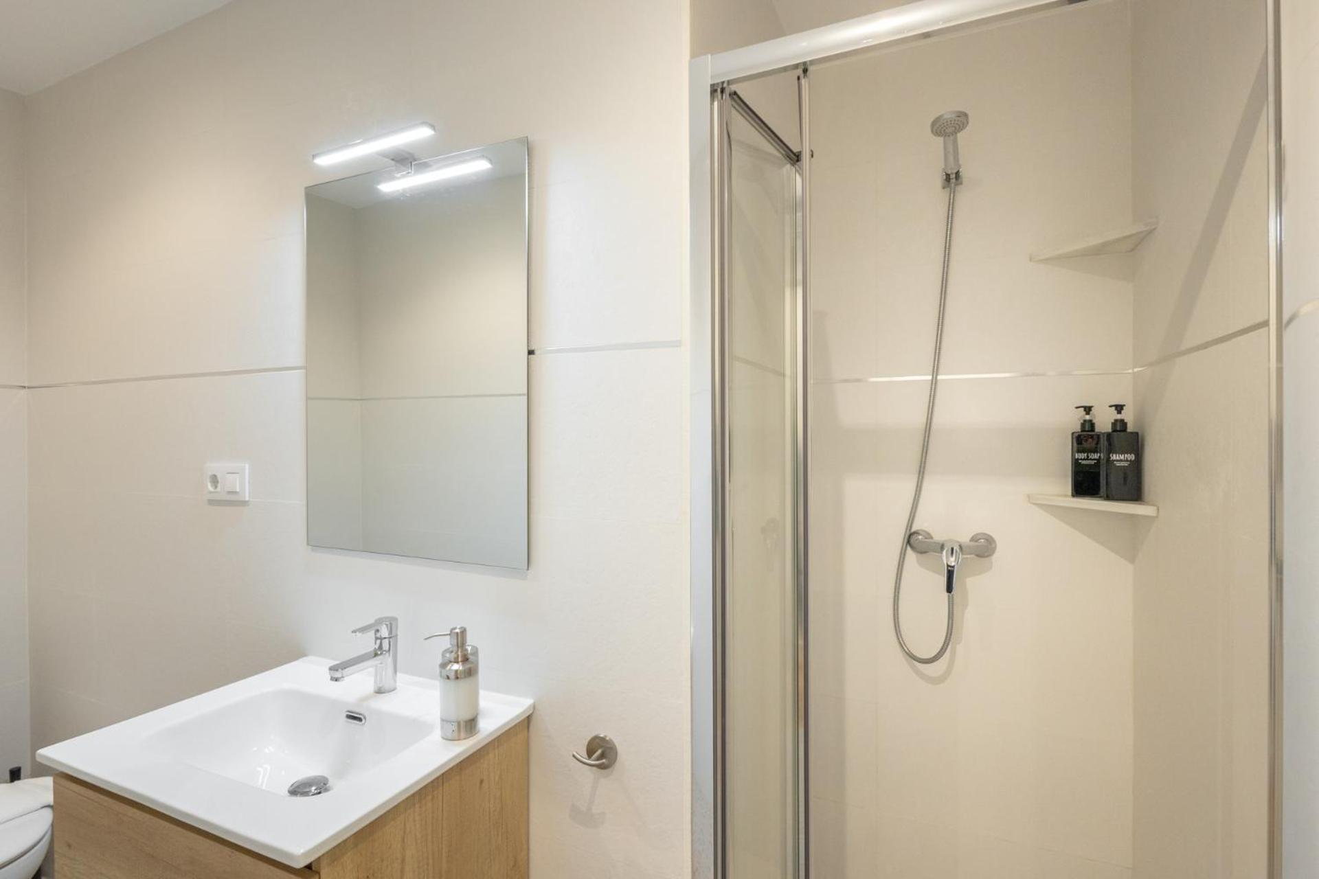 Isg Apartments Triana 1 Sevilla Eksteriør billede